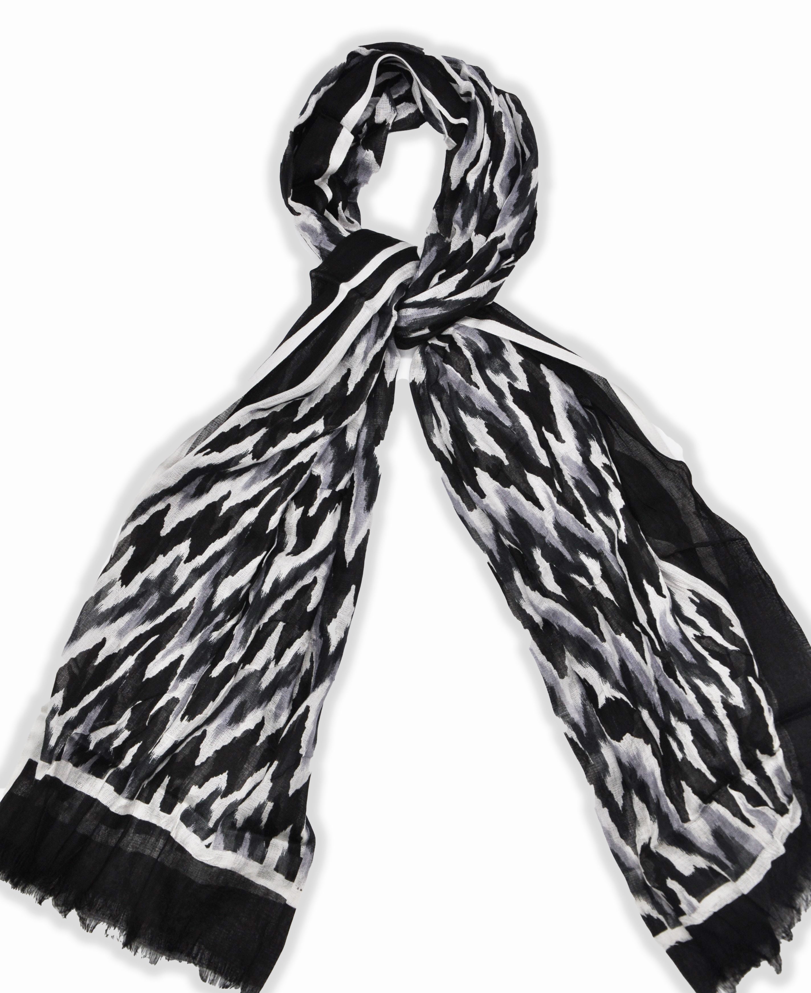 AMICA Black Scarf